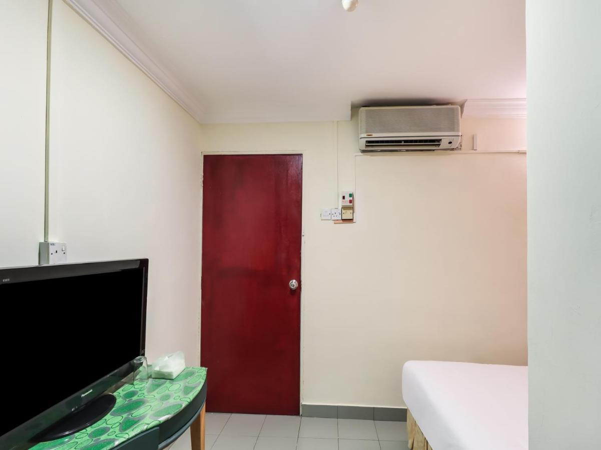 Oyo 89584 Hotel Sahara Kuala Kubu Baharu Kültér fotó